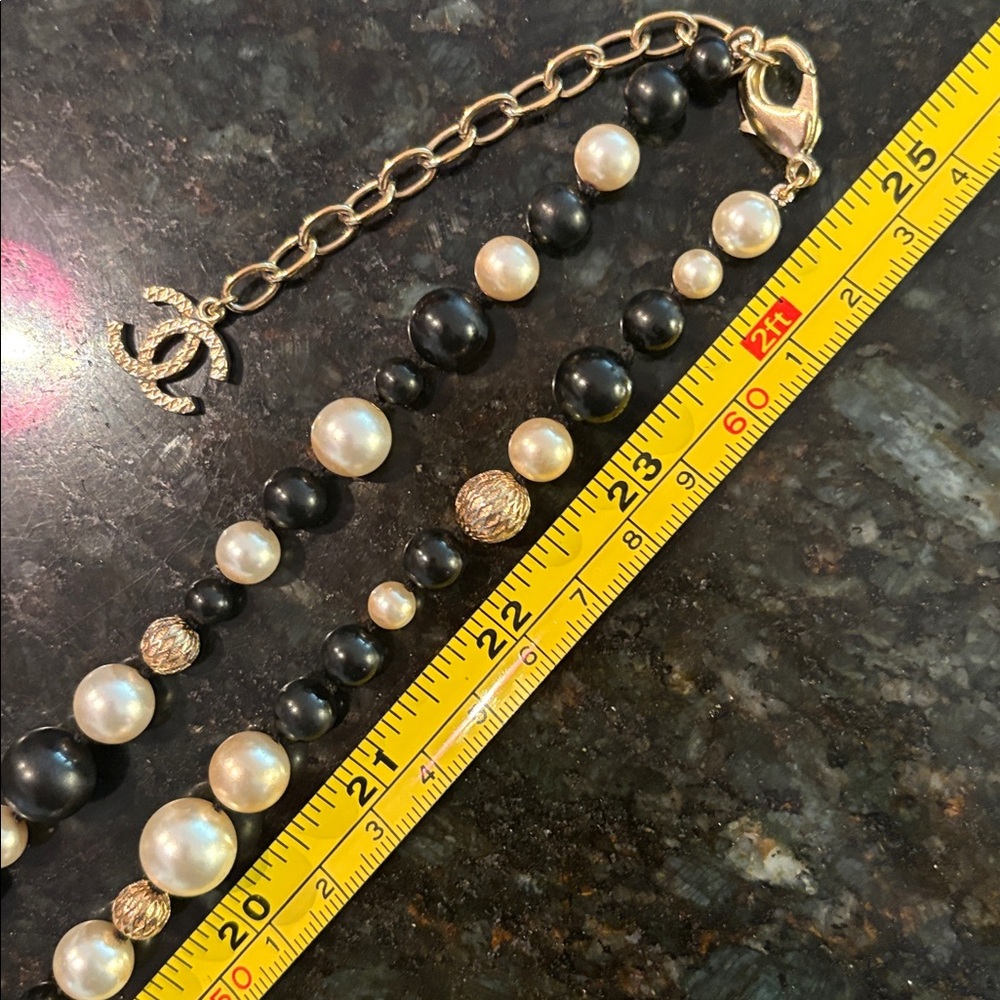 Chanel Black Pearl and Gold Necklace - Picture 2 of 4